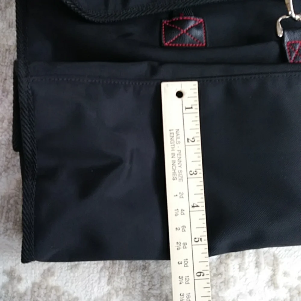 Victoria's Secret Expandable Weekender Overnight Getaway Bag FLAW - Picture 15 of 16